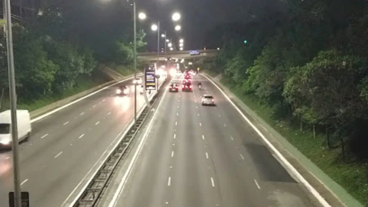 Motociclista despenca de viaduto e morre no bairro Moema, em SP