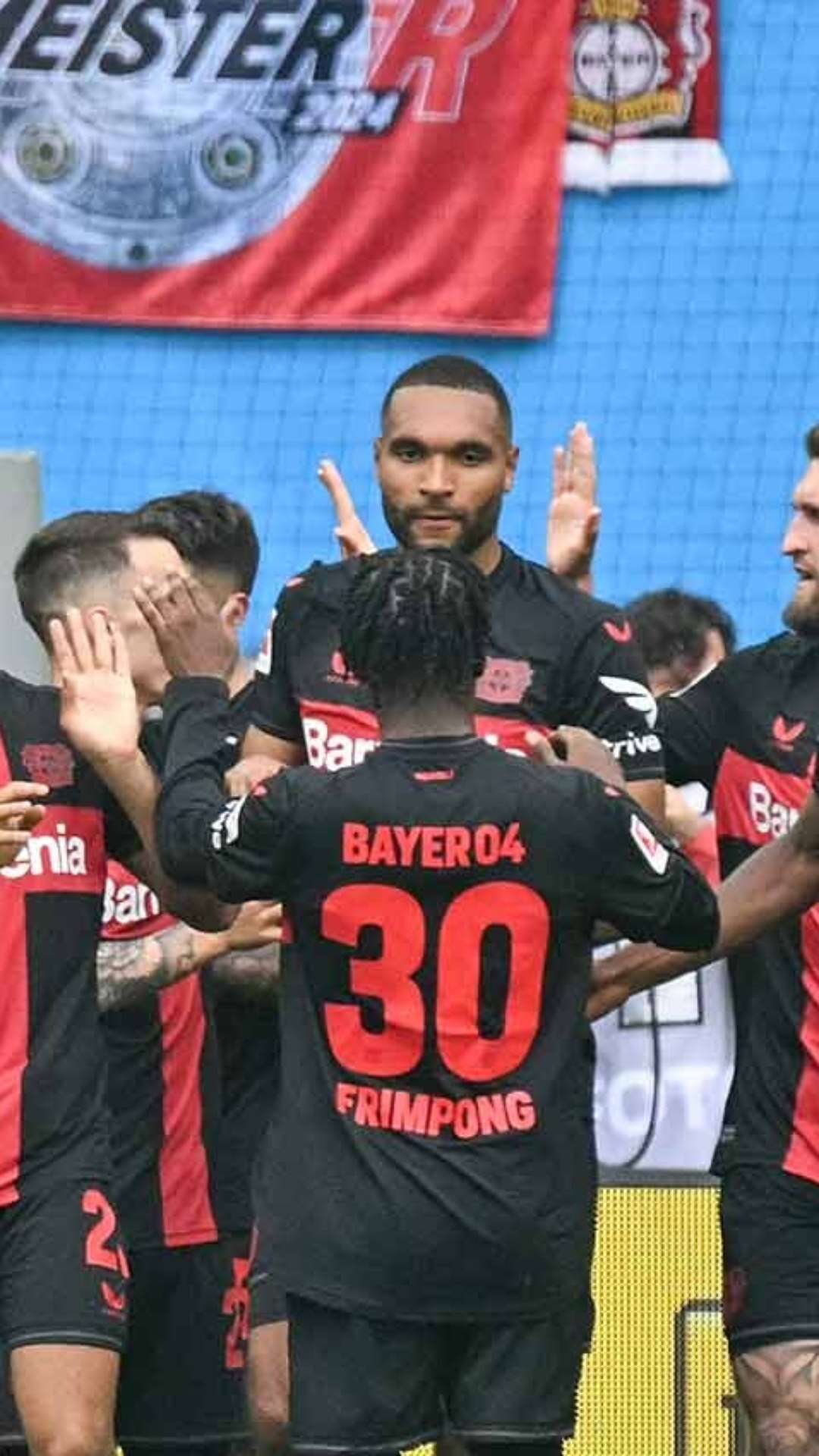 Bayer Leverkusen traz taças ao Brasil em tour pela América do Sul