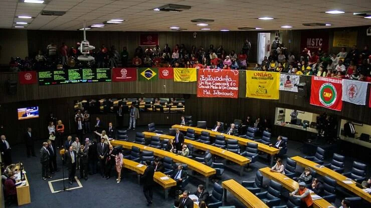 Candidaturas coletivas: entenda o fenômeno político que não para de crescer
