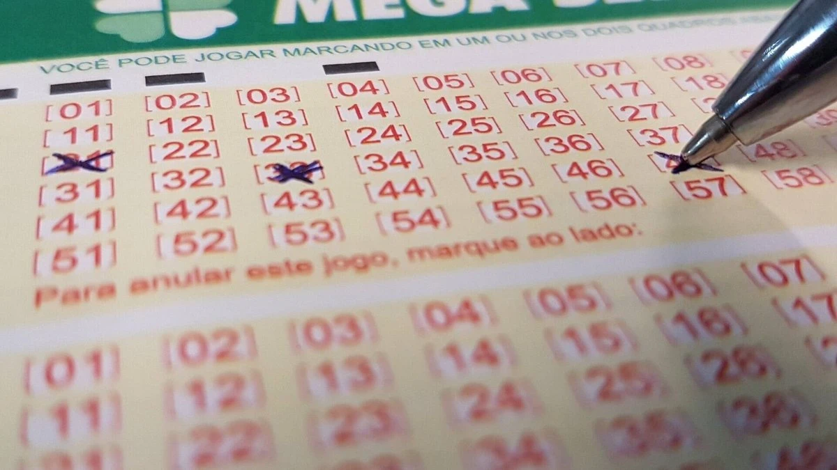 Mega-Sena acumula de novo e prêmio vai a R$ 135 mi; veja as dezenas