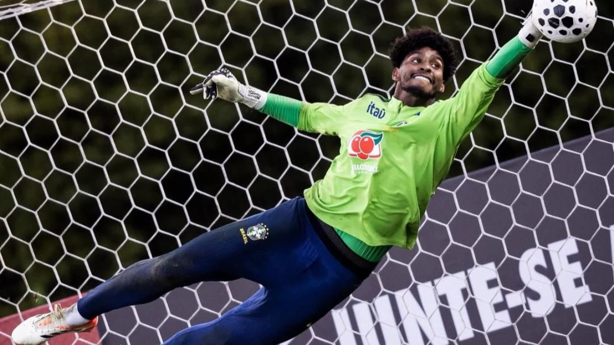 Hugo Souza será titular do Brasil; relembre estreias do goleiro