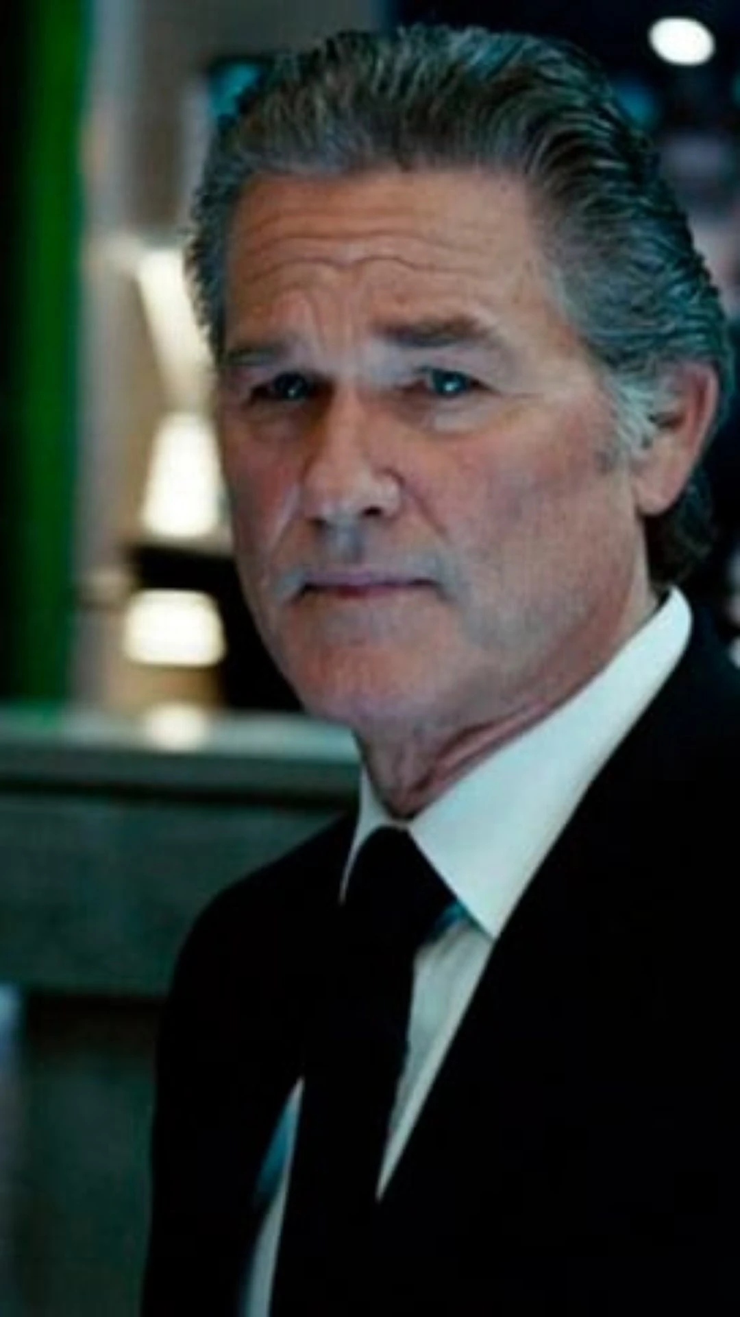 Ator de Hollywood diz que viu extraterrestre ao pilotar avião