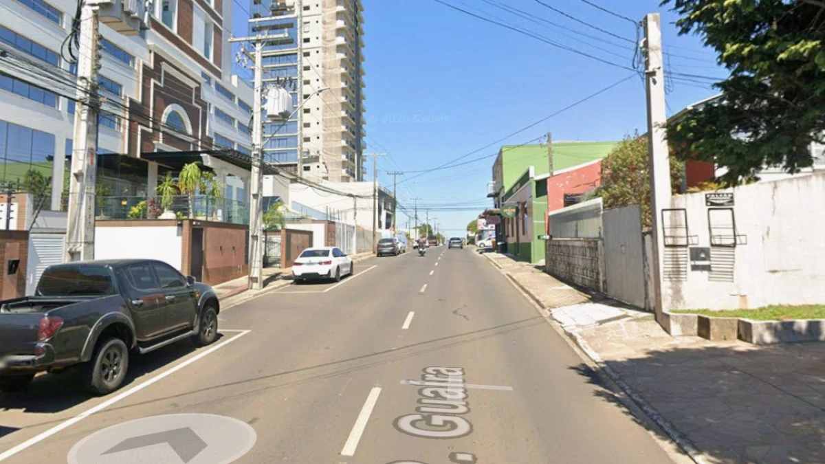 Pitbull ataca donos dentro de casa e deixa os dois feridos no PR