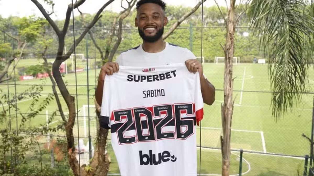 São Paulo anuncia a renovação de contrato com o zagueiro Sabino