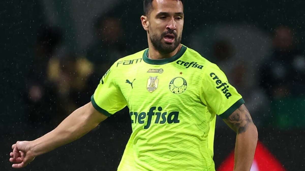 Toluca-MEX paga multa e
zagueiro deve deixar o Palmeiras