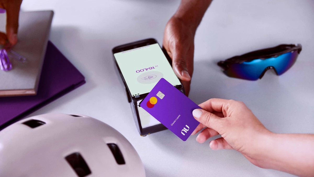 Nubank: o cartão mais famoso do Brasil hoje oferece quase nada