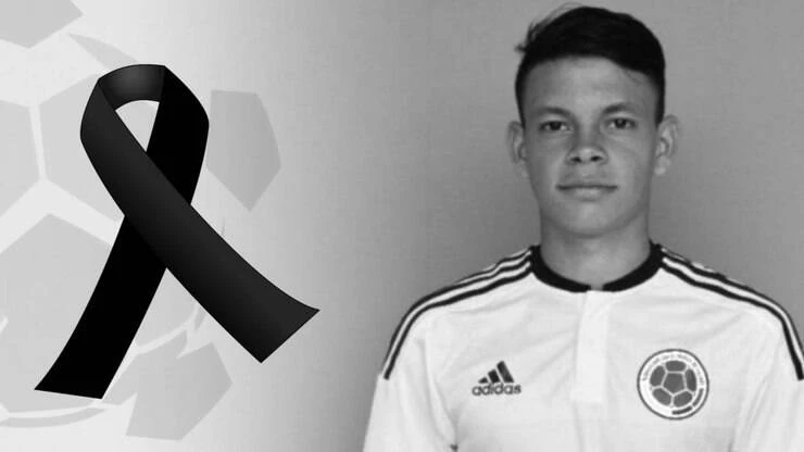 Promessa de 18 anos morre após parada cardíaca em campo