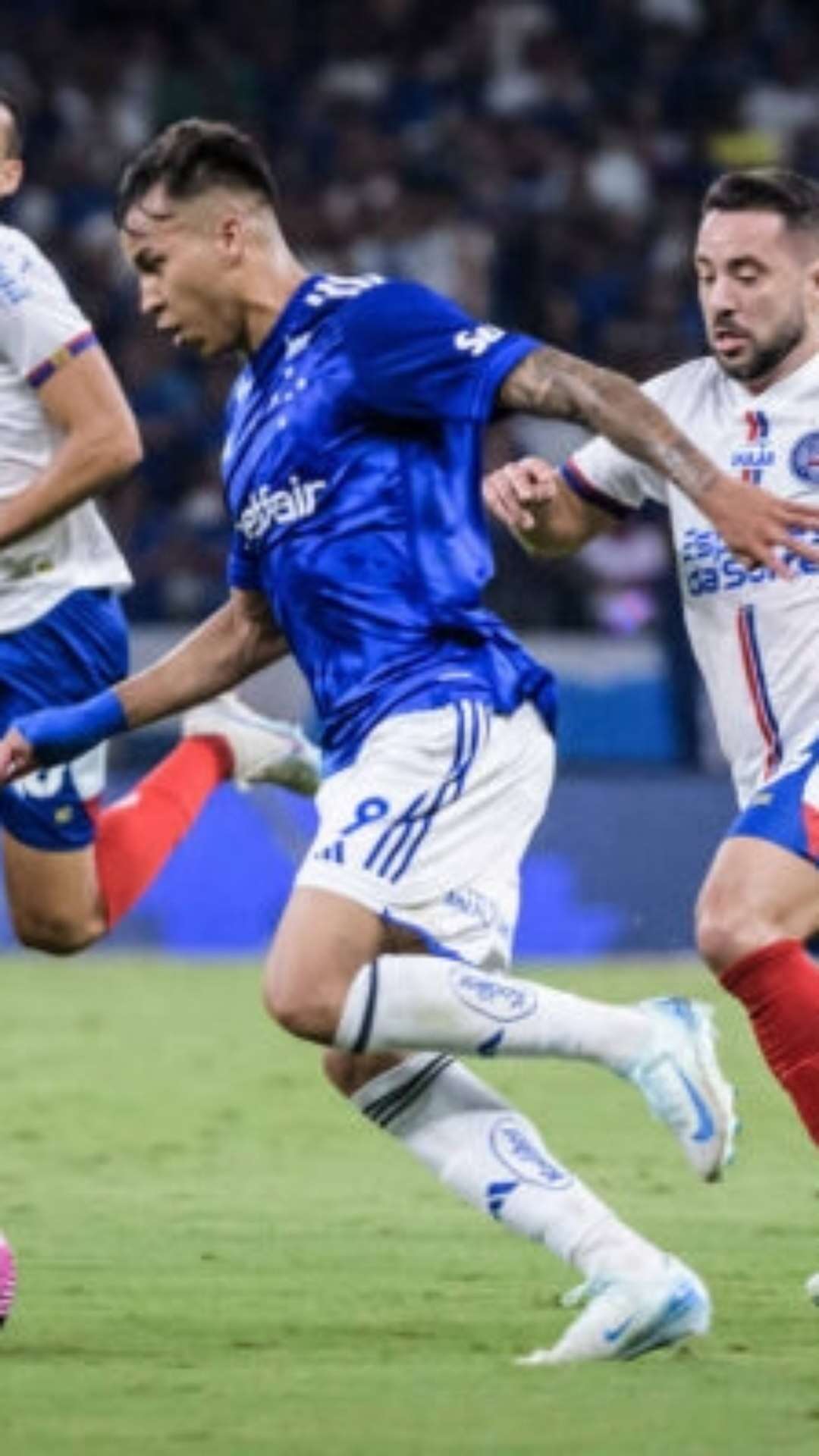 Cruzeiro empata com o Bahia no Mineirão, e Diniz continua sem vencer