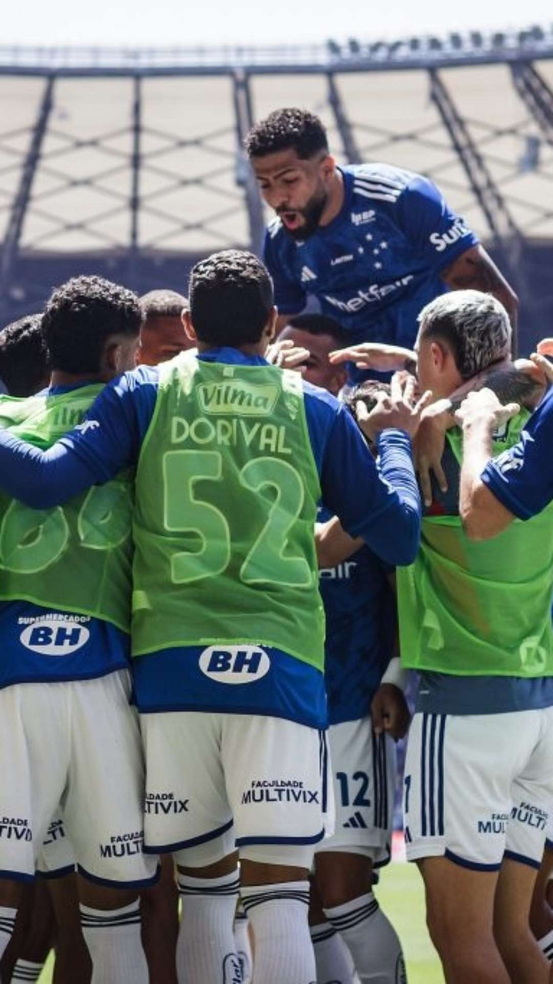 Cruzeiro vence o Atlético-GO e encerra jejum no Brasileirão