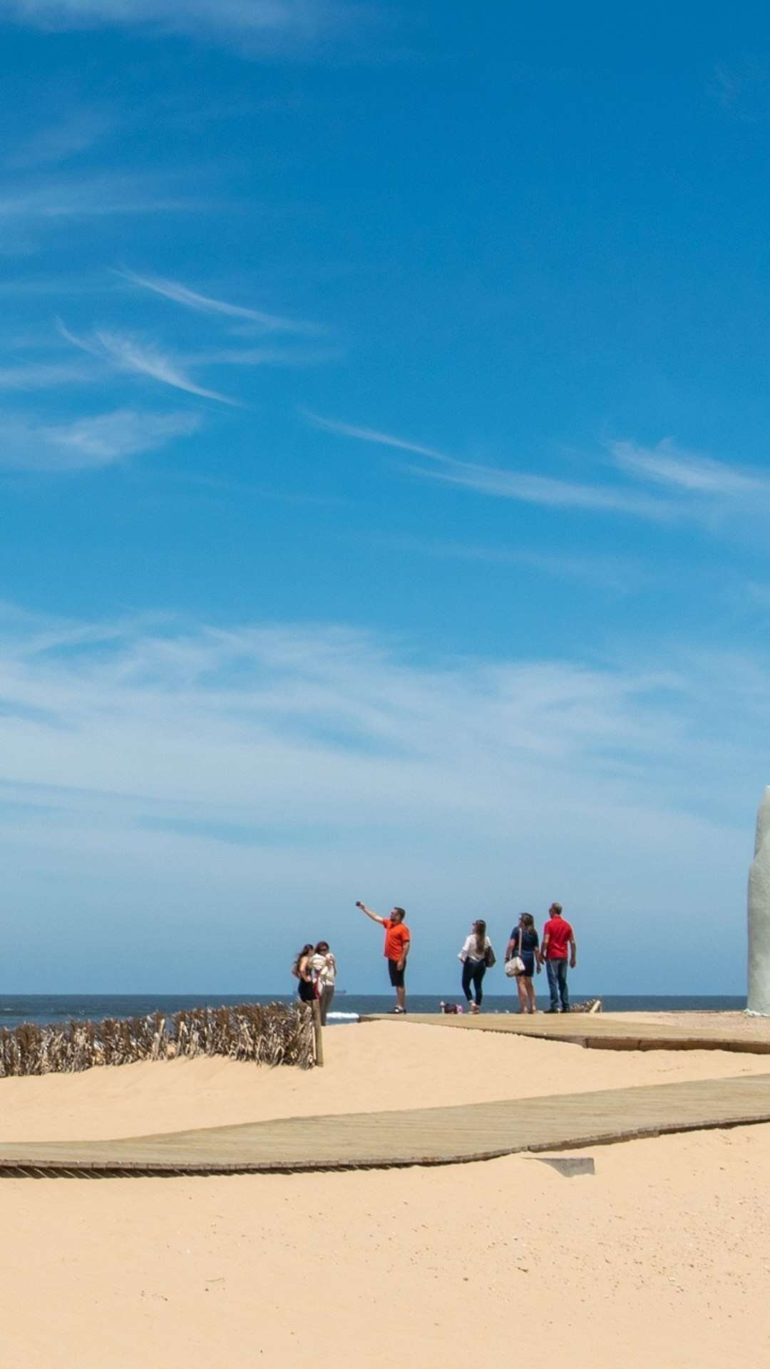 Florianópolis e Campinas terão novos voos para o Uruguai no verão