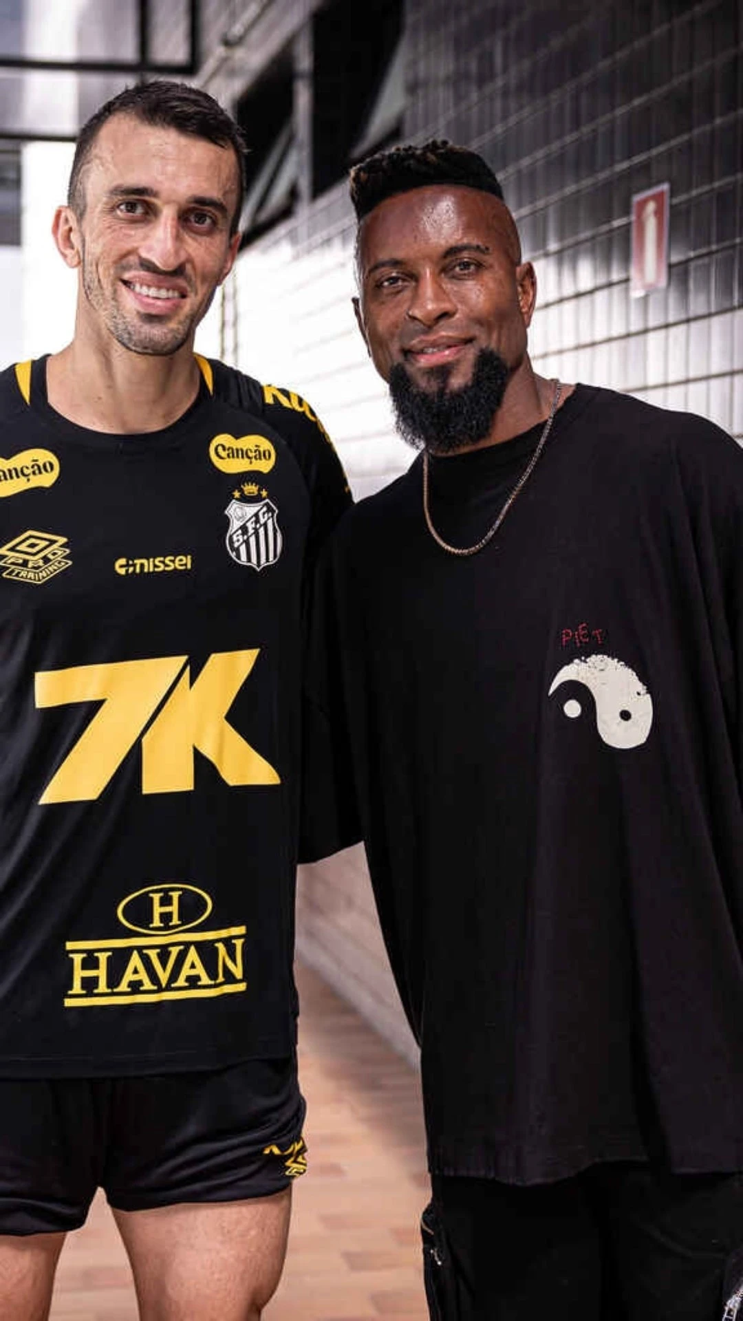 Santos: Neymar treina normalmente e é reforço contra o Juventude