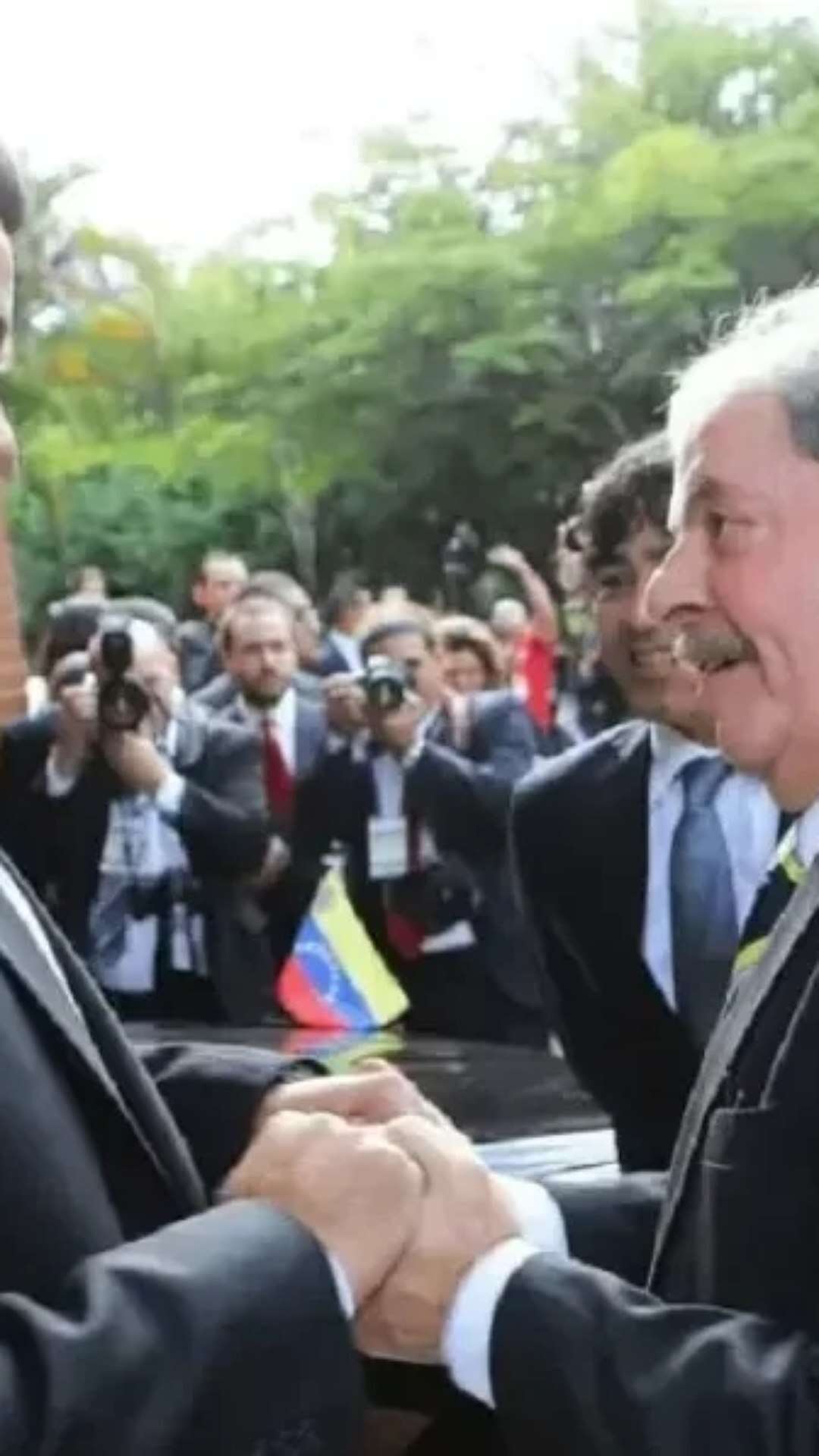 Maduro desafia críticas de Lula e reforça confiança em eleições na Venezuela