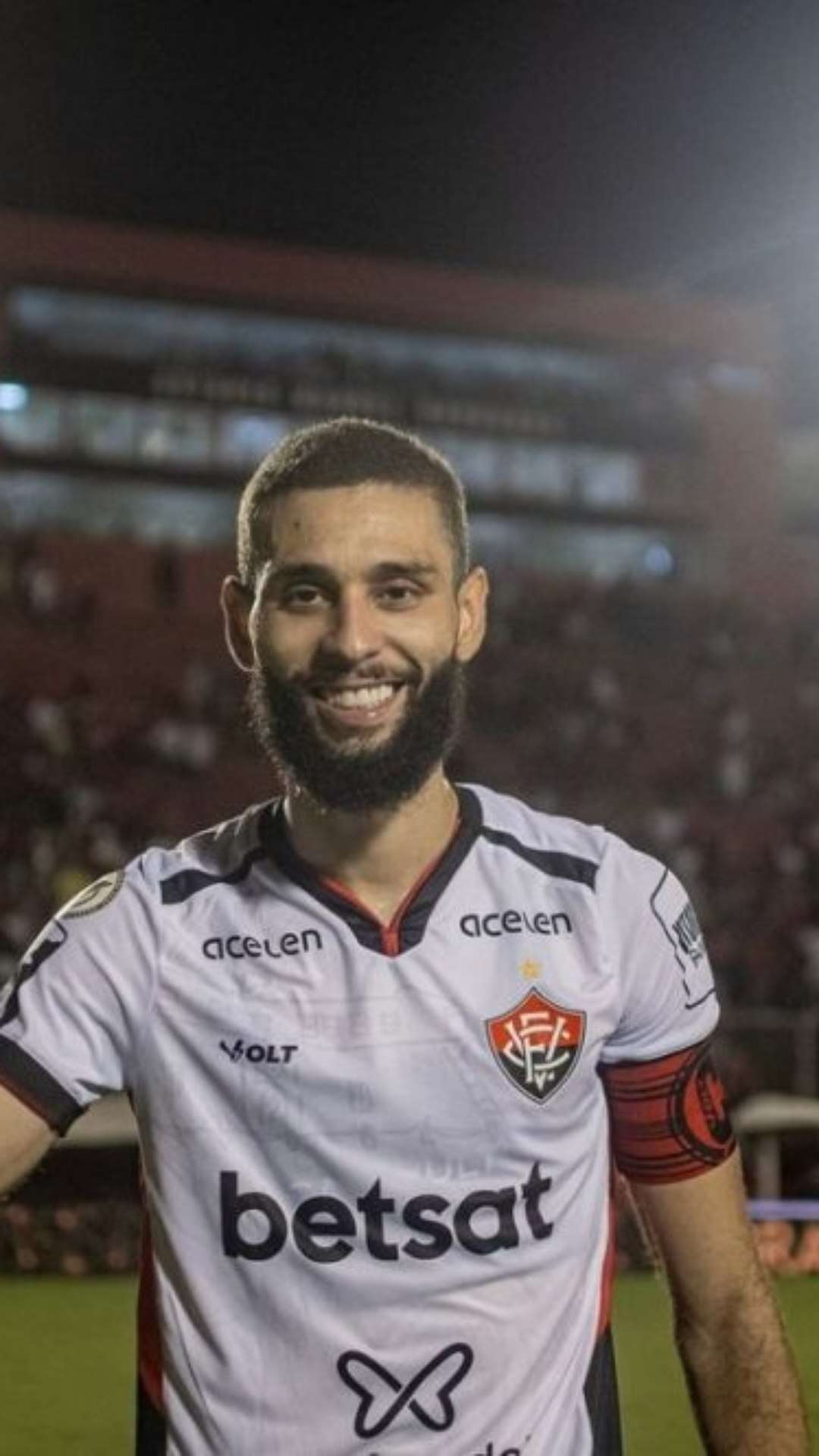 Wagner Leonardo é o 4º zagueiro com mais gols pelo Vitória