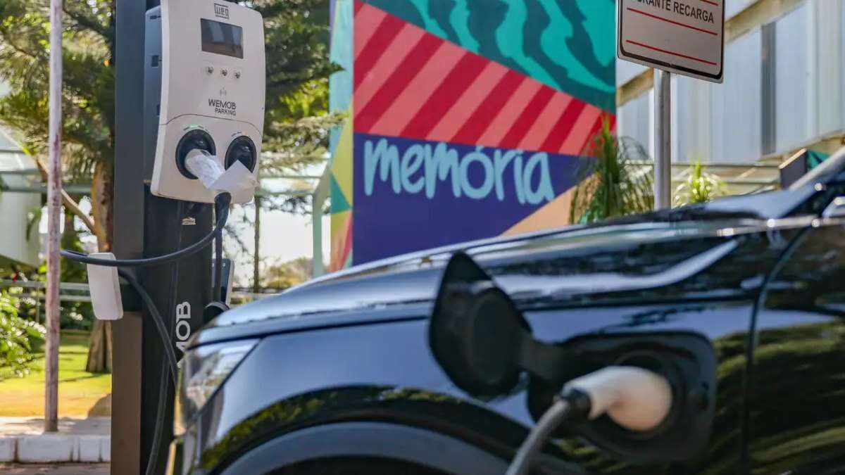 Confira estados que dão benefícios a carros elétricos e híbridos