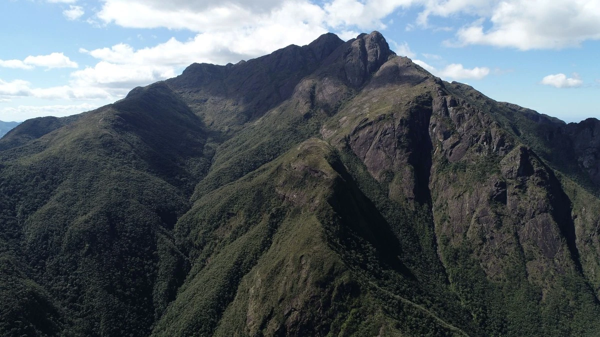 Pico dos Marins (SP) encanta pela aventura e bela paisagem