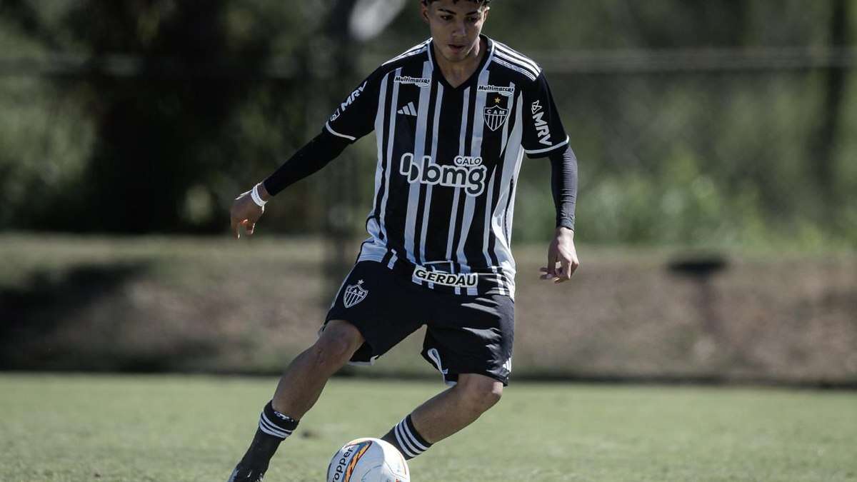 Promessa do Atlético-MG, Arthur Gomide comemora experiência na seleção