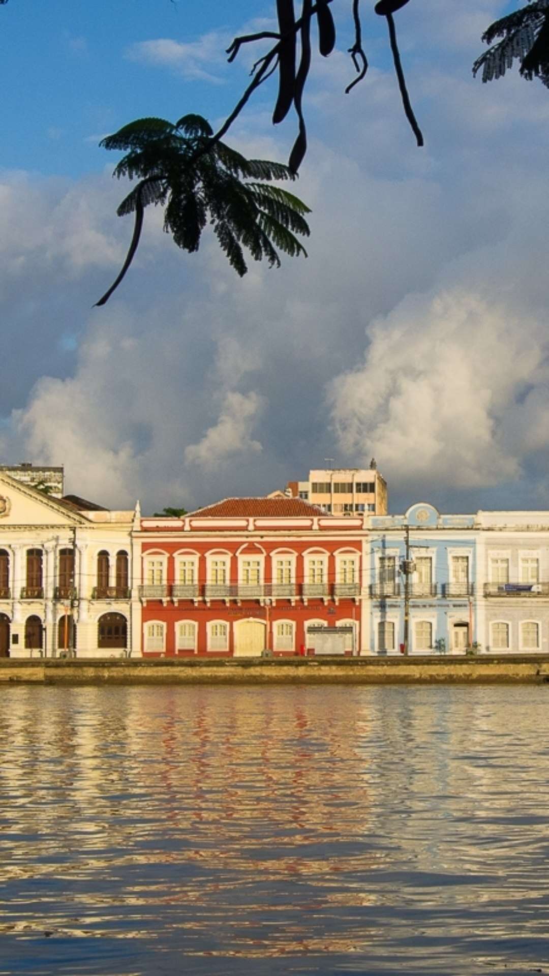 “Em Recife” ou “no Recife”: qual é o certo?