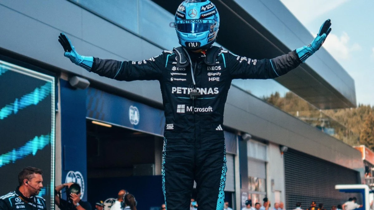Russell vence e Verstappen bate na trave na Áustria