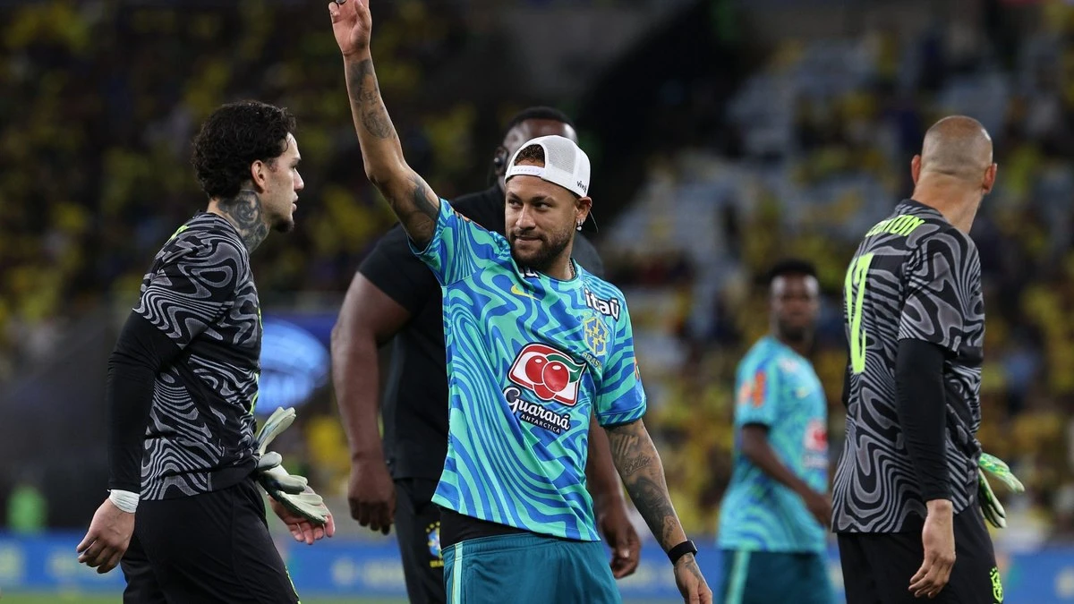 Neymar fica fora de viagem da seleção para avançar tratamento