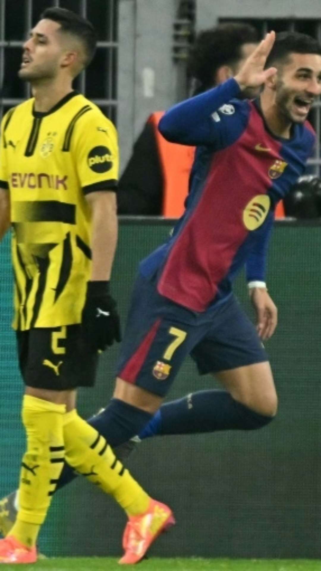 Barça vence Dortmund (3-2) com um gol de Raphinha e 2 de Ferran Torres na Champions