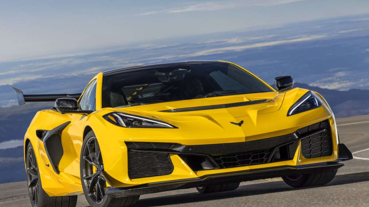 Novo Corvette ZR1 ganha turbos para ficar mais potente que carro de Fórmula 1