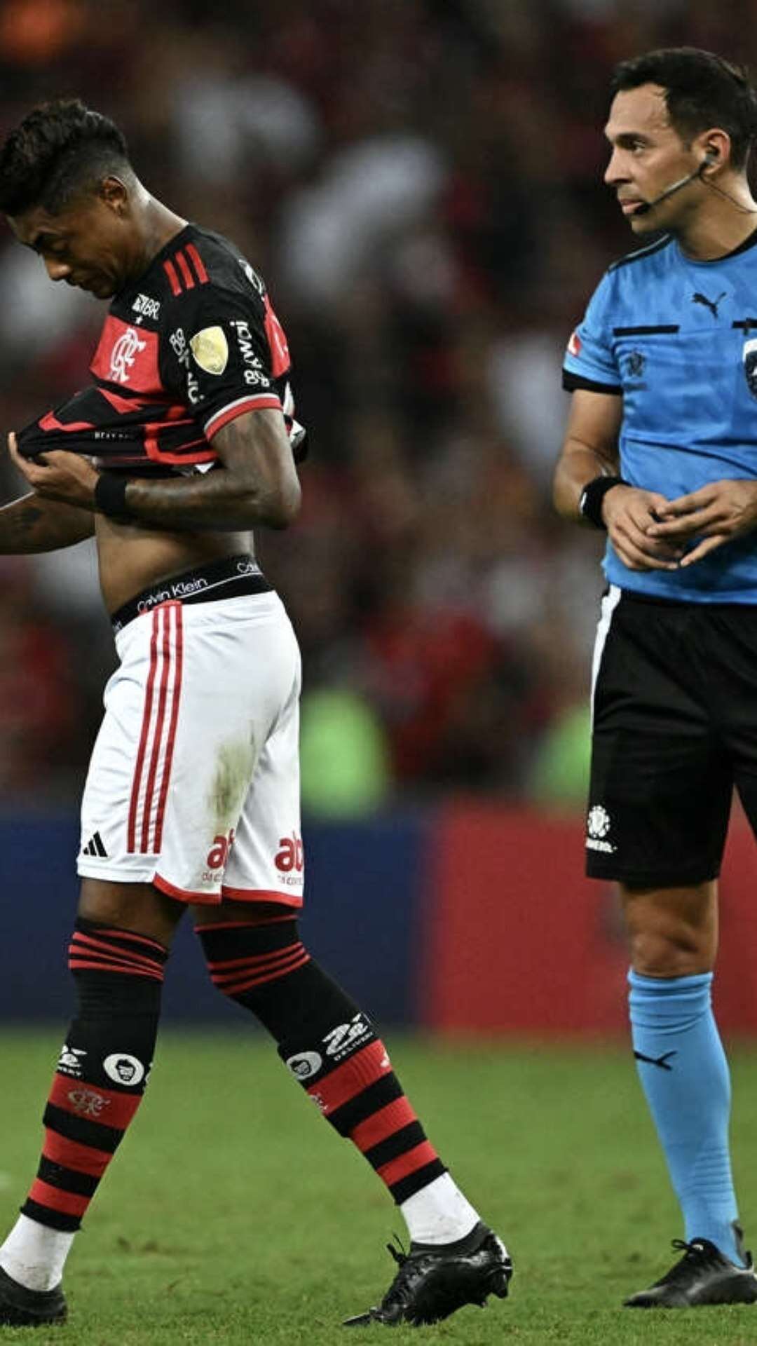 Bruno Henrique, do Flamengo, fez acordo na Justiça após CNH falsa