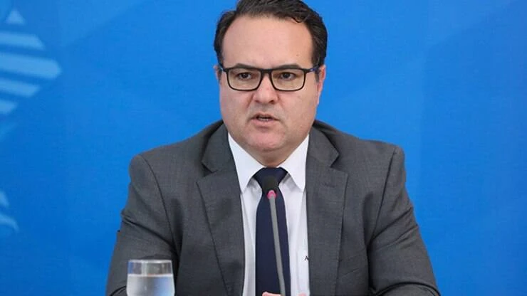 Indicação de Jorge Oliveira ao TCU passa com facilidade, dizem parlamentares