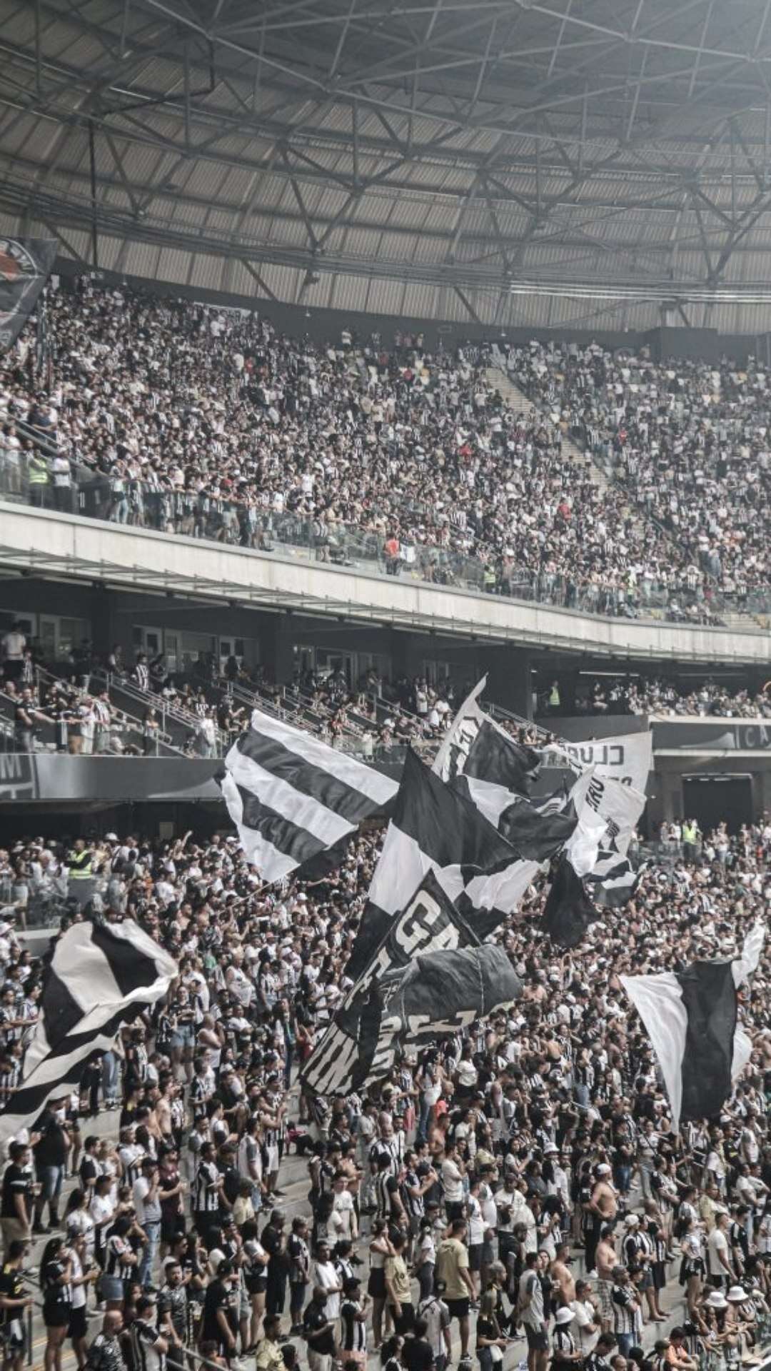 Torcida do Atlético-MG realiza ato de apoio ao time antes de decisão pela Libertadores