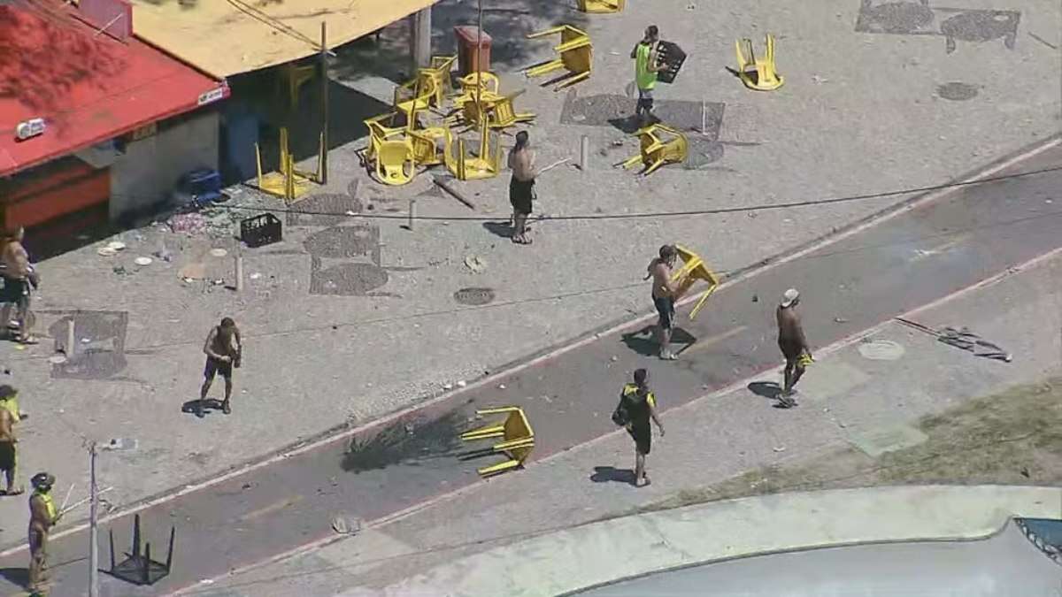 Botafogo x Peñarol: torcedores uruguaios brigam e promovem quebra-quebra no RJ