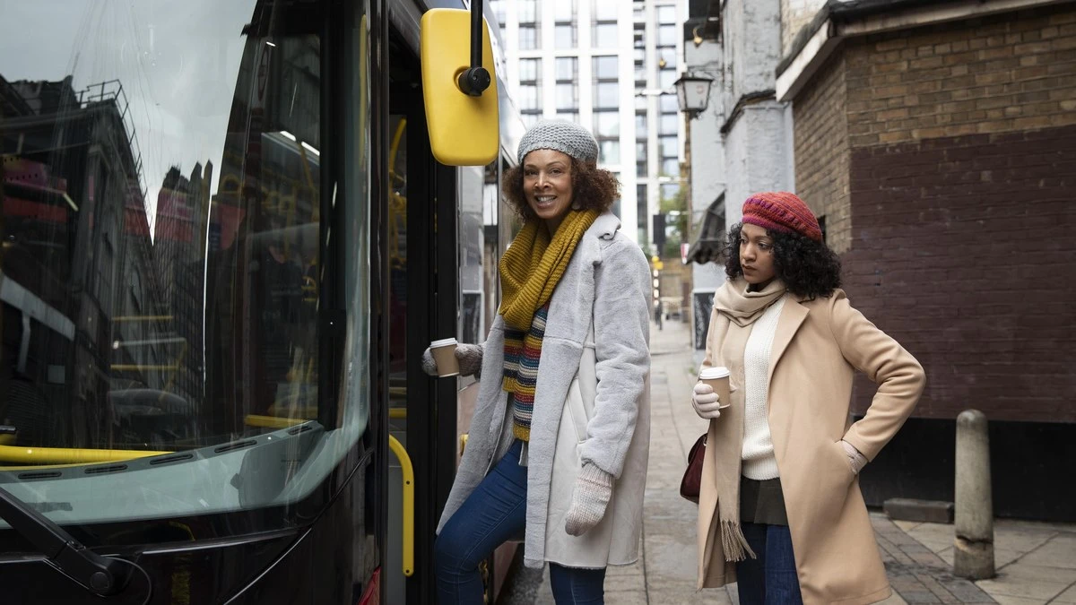 Custo-benefício é motivo de 78% da escolha por passagem de ônibus