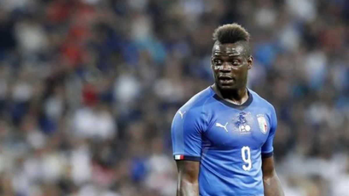 Corinthians: interesse em Balotteli gera 'racha' interno e aumenta pressão em Augusto Melo