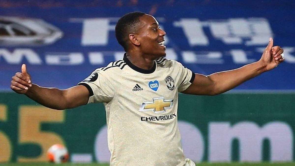 Especulado no Flamengo, Martial é anunciado por clube europeu