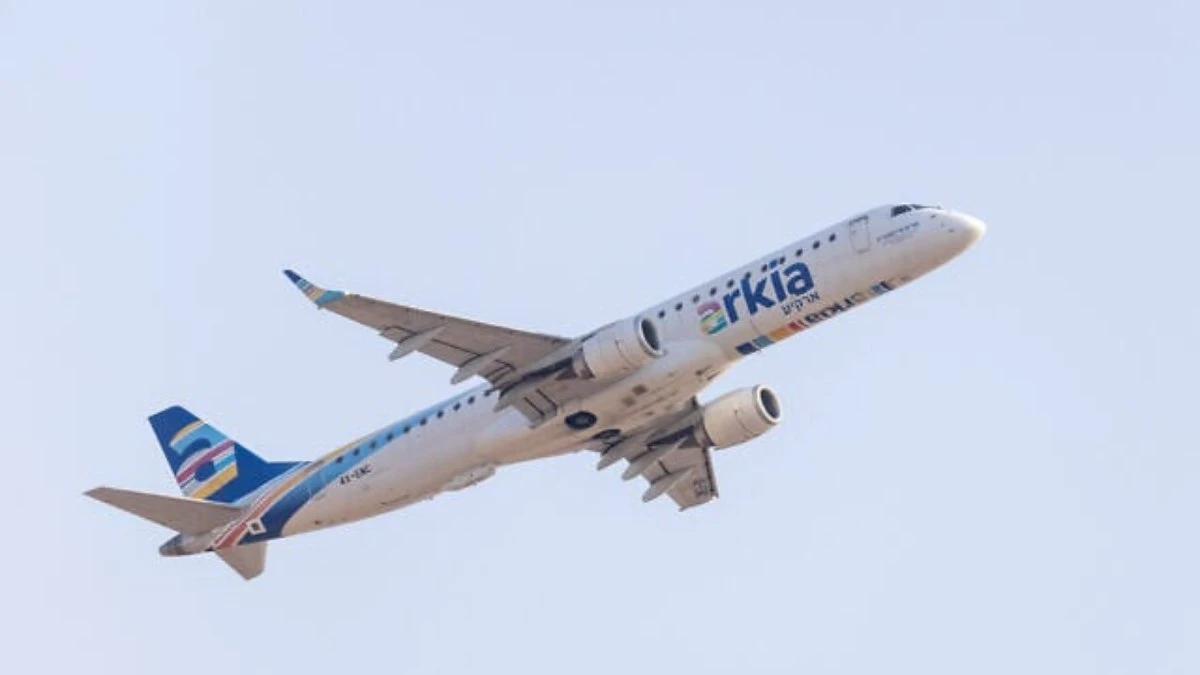 Voo para Tel Aviv é desviado após passageiro atacar comissária