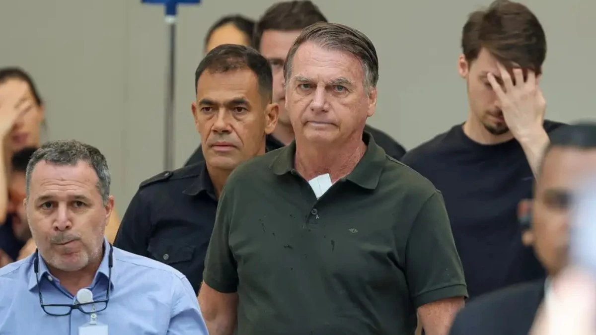Bolsonaro apresenta 