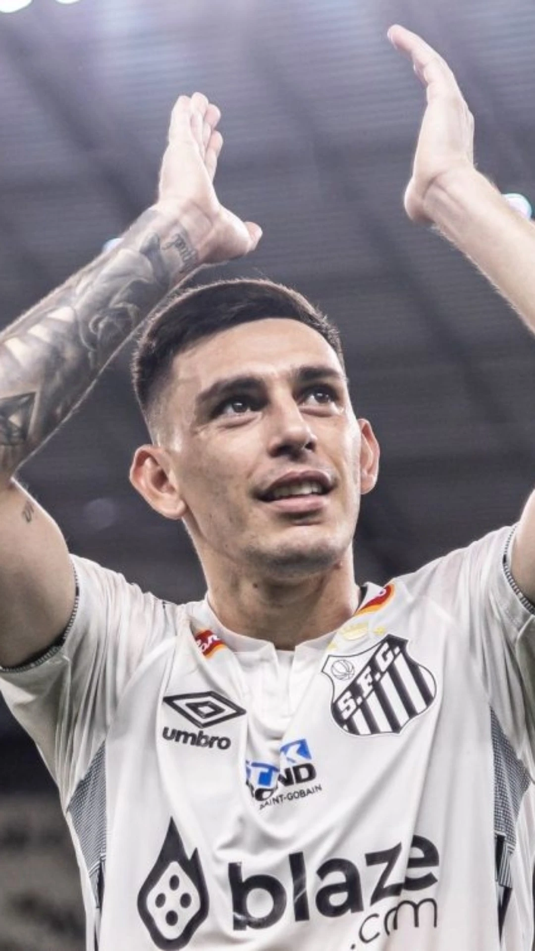 Escobar falou sobre adaptação ao clube: ‘Grupo muito bom’