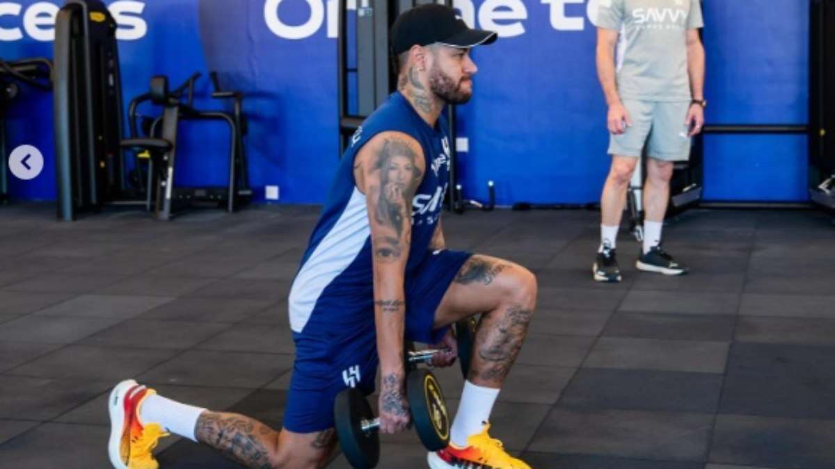 Neymar se manifesta após ser reprovado em exames e ter retorno adiado no Al-Hilal