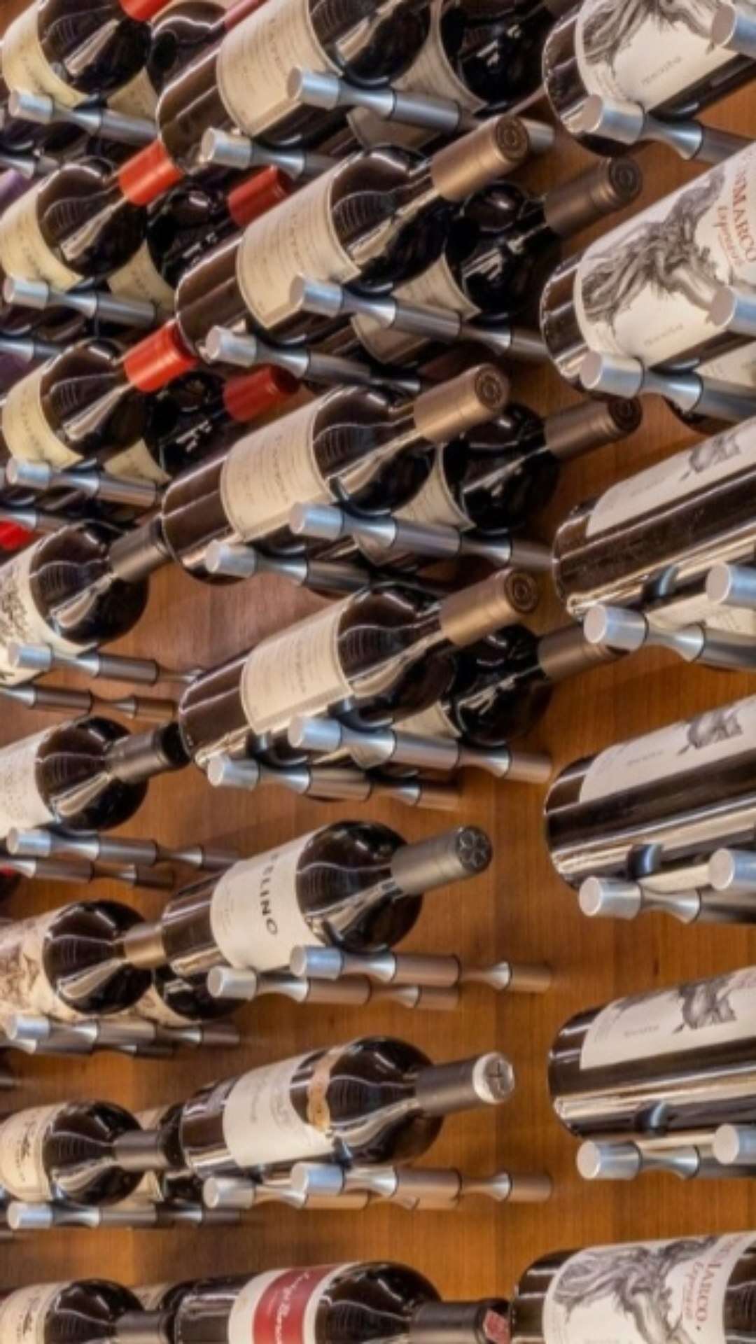 Adega para vinhos: já pensou em ter uma em casa?