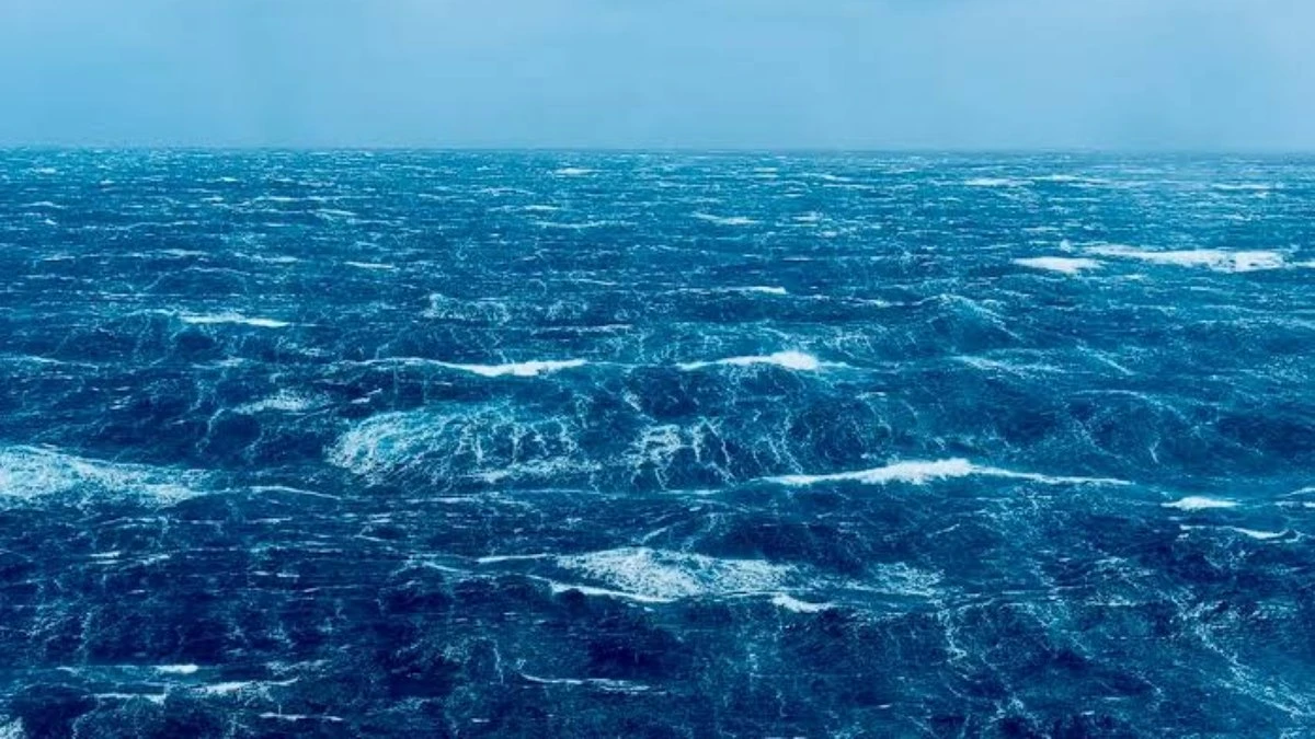 Por que o mar tem ondas?