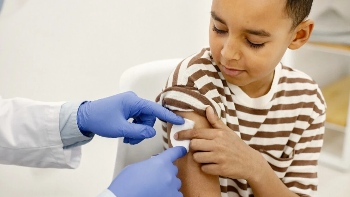 Vacina Pneumo 20 amplia proteção infantil contra doenças graves