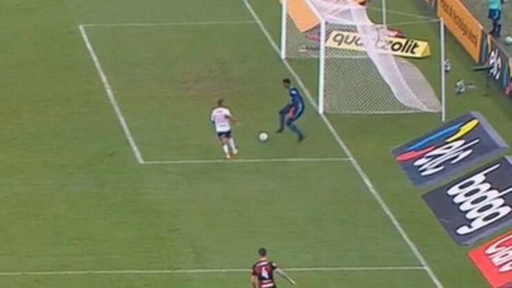 Rogério Ceni já entregou gol 