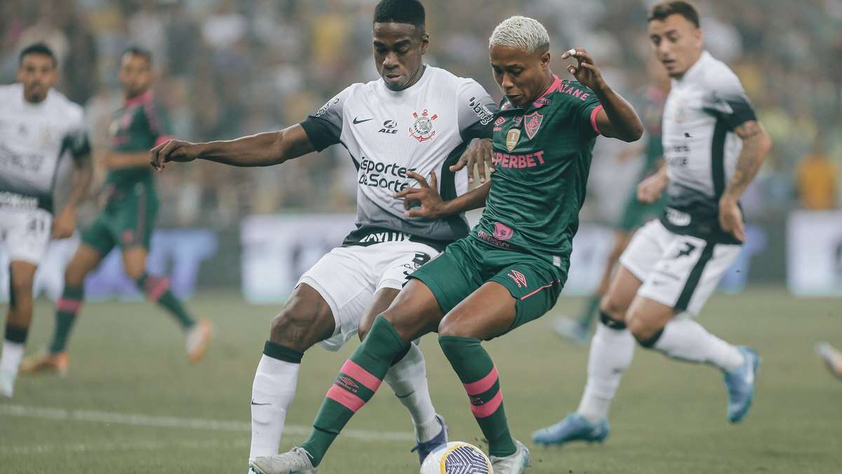 Corinthians e Fluminense têm atletas em lista dos que mais jogaram no mundo em 2024; veja