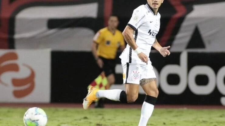 Em jogo de baixo nível técnico, Corinthians empata com o Atlético-GO