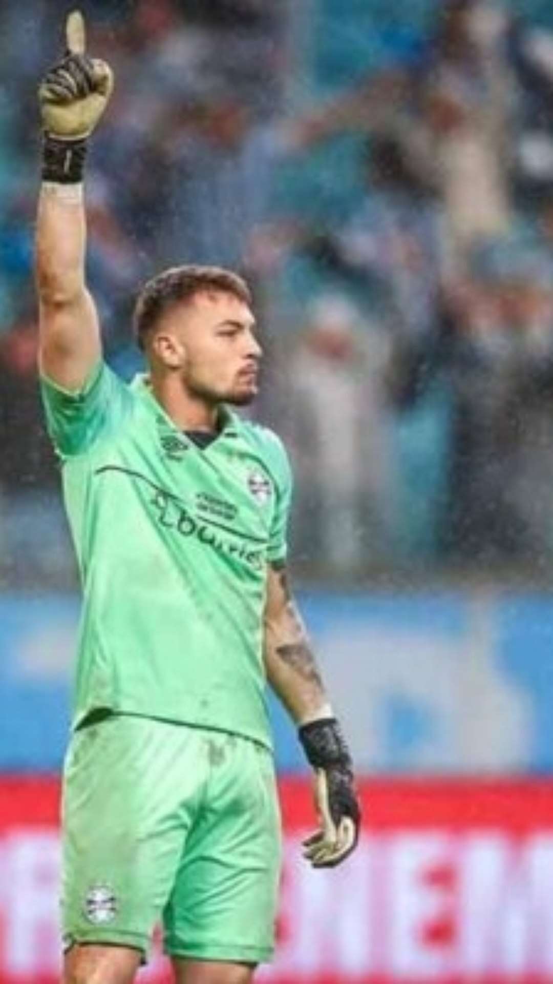 Cruzeiro: Fernando Diniz abre leque e dá oportunidades a volante e ex-jogador do Grêmio