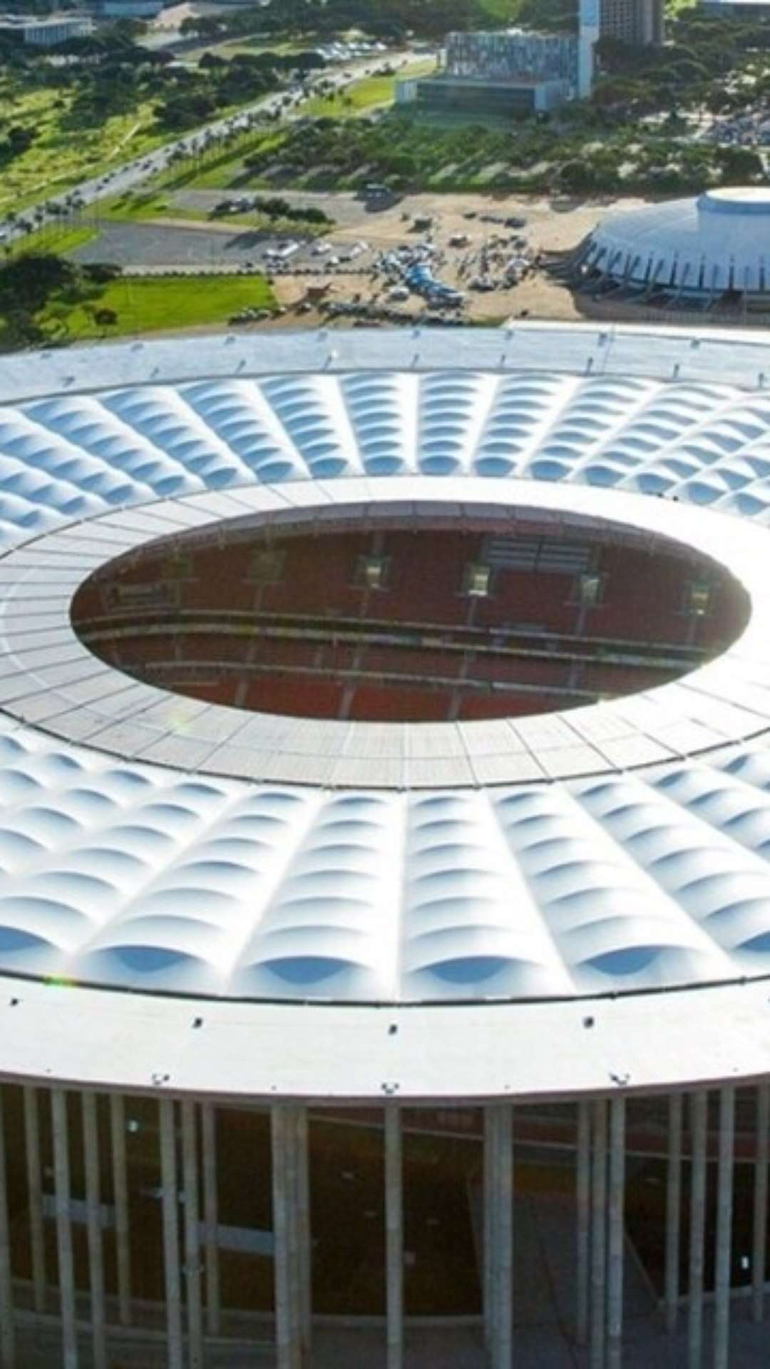 Após atacadão, Ibaneis não descarta intervir novamente na Arena Mané Garrincha: “Estou analisando”