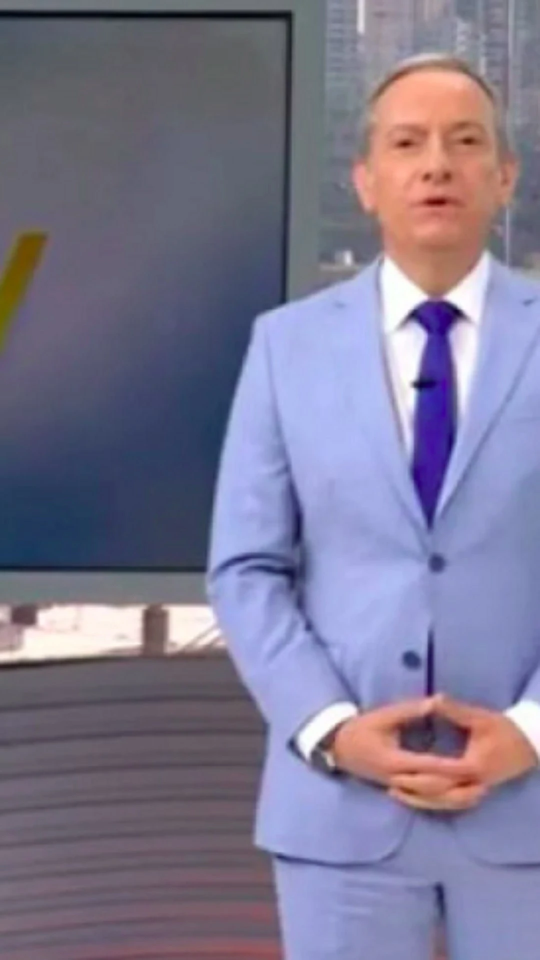 Apresentador aconselha público a desligar a TV e direção da Globo ‘pula da cadeira’
