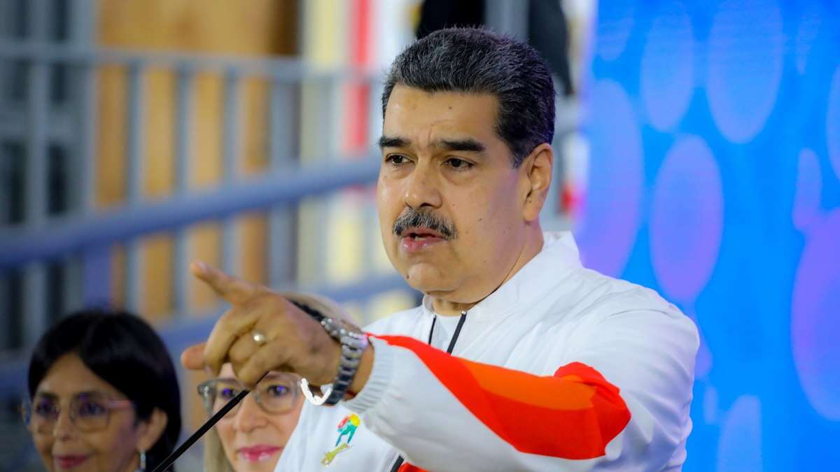 'O povo falou alto e claro', diz Maduro após referendo sobre Essequibo