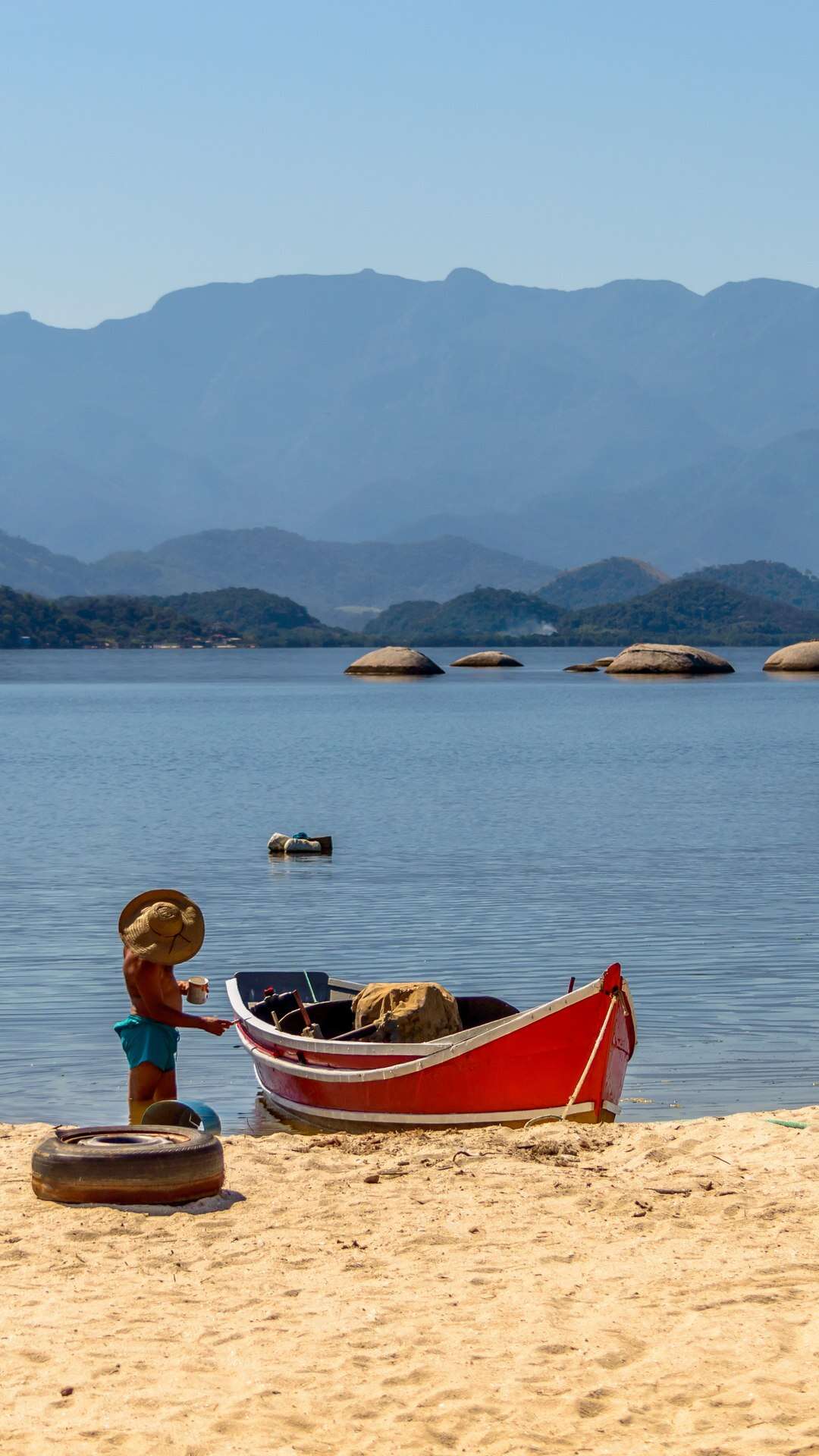 Ilha de Paquetá: histórias e paisagens a uma barca do centro do Rio de Janeiro