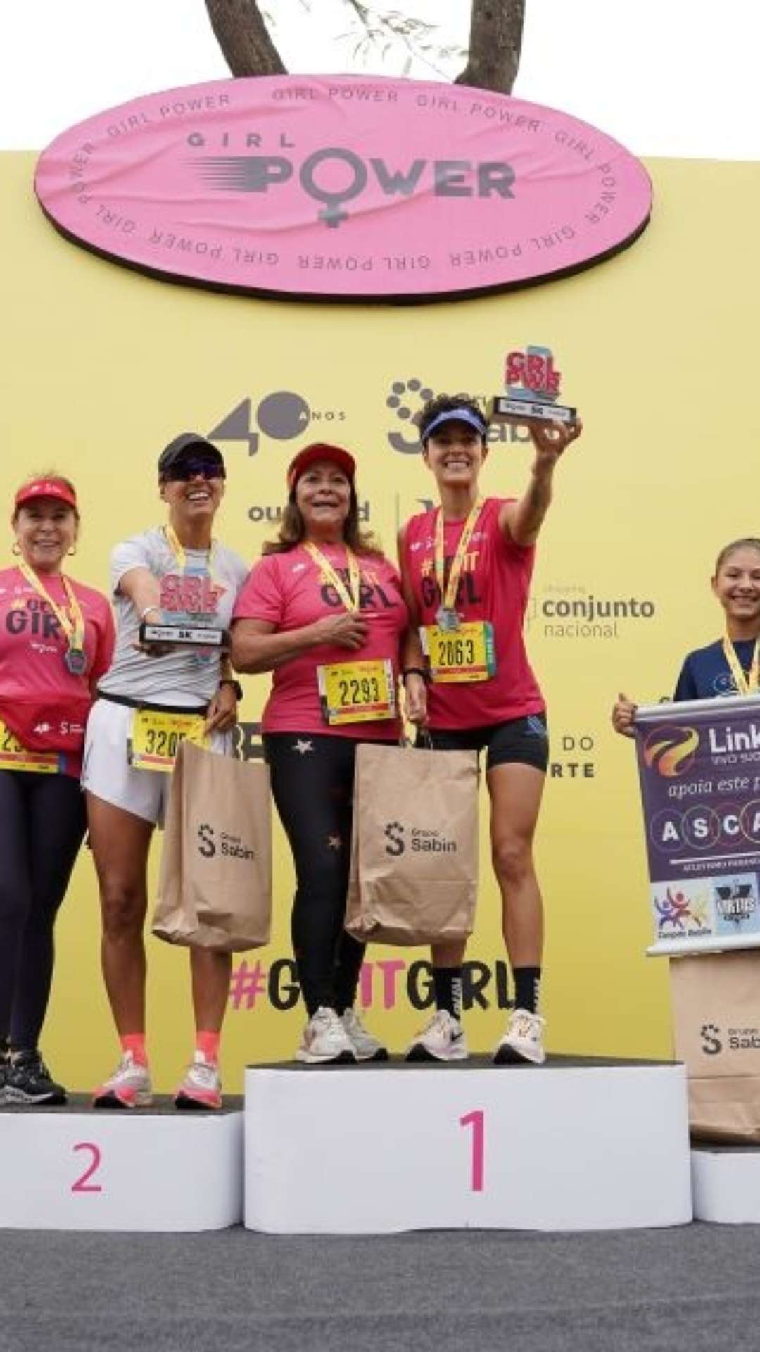 Corrida Girl Power reuniu mais de 4 mil mulheres neste domingo