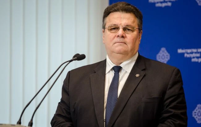 Литва не збирається скорочувати штат посольства в Білорусі