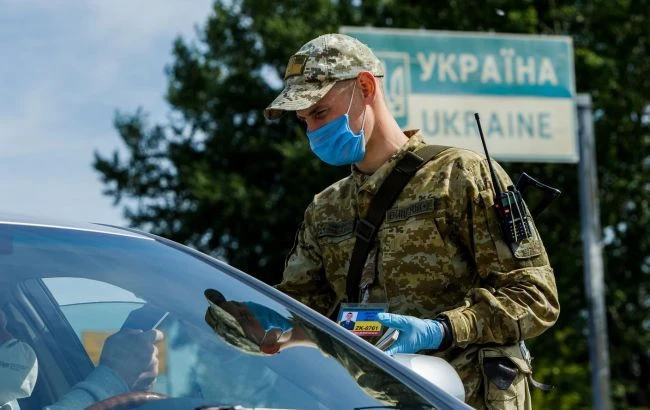 Транзит через Угорщину дозволений тільки через два пункти пропуску, - Держмитслужба